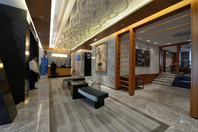Imagen de los interiores del Hotel City Join -ou Zhuang Station Store. Foto 18