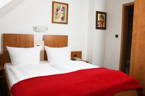 Imagen de la habitación del Hotel City Journal. Foto 7