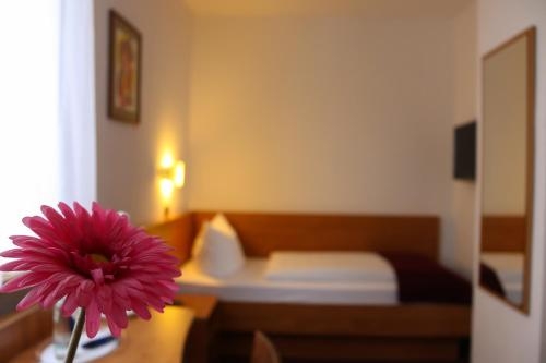 Imagen de la habitación del Hotel City Journal. Foto 9