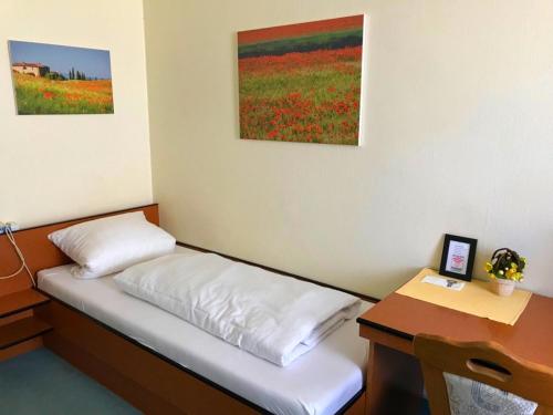 Imagen de la habitación del Hotel City Kaiserhof, Saarbr&uuml;cken. Foto 4