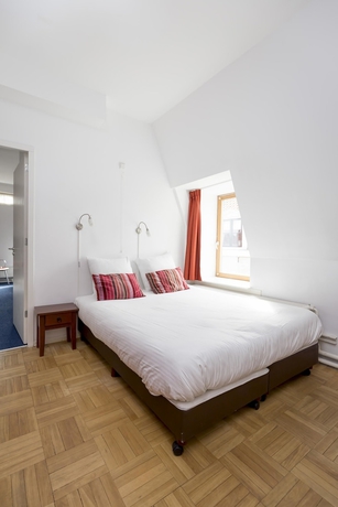 Imagen de la habitación del Hotel City Leiden. Foto 10