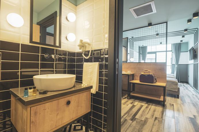 Imagen de la habitación del Hotel City Life Demir. Foto 17
