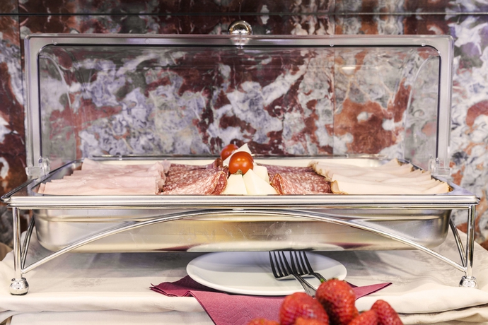 Imagen del bar/restaurante del Hotel City Life Hotel Poliziano - By R Collection Hotels. Foto 2