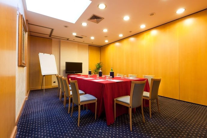 Imagen de los interiores del Hotel City Life Hotel Poliziano - By R Collection Hotels. Foto 15