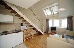 Imagen de los interiores del Hotel City Living Scholler. Foto 4