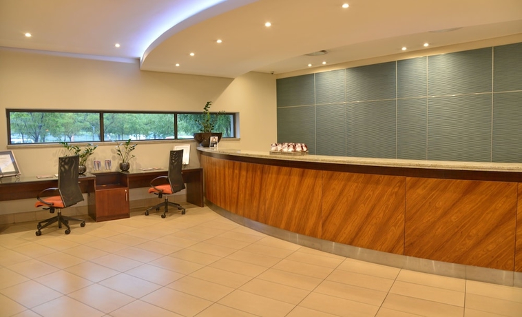 Imagen de los interiores del Hotel City Lodge Fourways. Foto 19