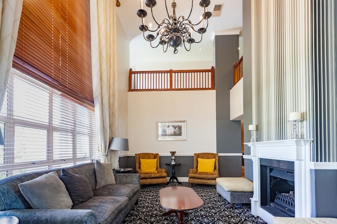 Imagen de los interiores del Hotel City Lodge Grandwest. Foto 17