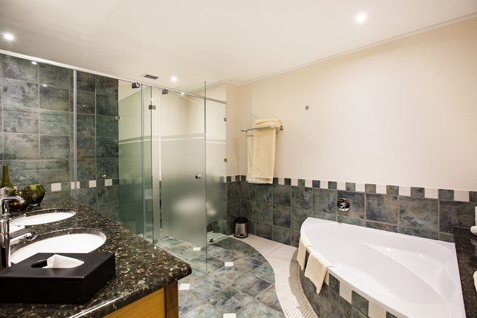 Imagen de la habitación del Hotel City Lodge Grandwest. Foto 16