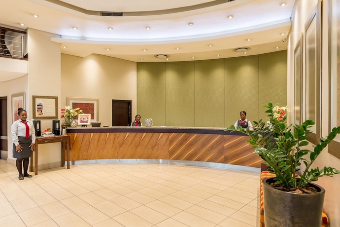 Imagen de los interiores del Hotel City Lodge Hatfield. Foto 17