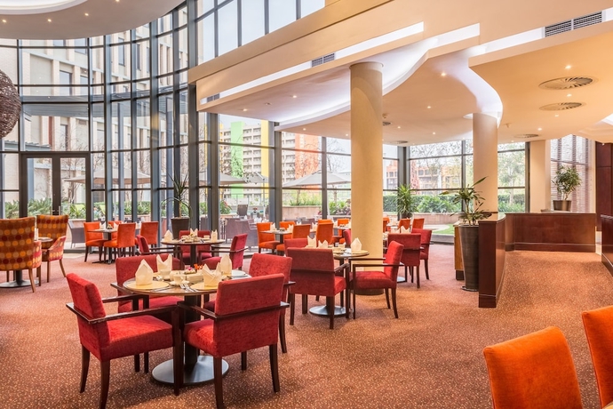 Imagen del bar/restaurante del Hotel City Lodge Hatfield. Foto 2