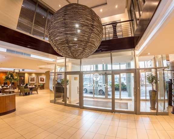 Imagen de los interiores del Hotel City Lodge Lynnwood. Foto 15