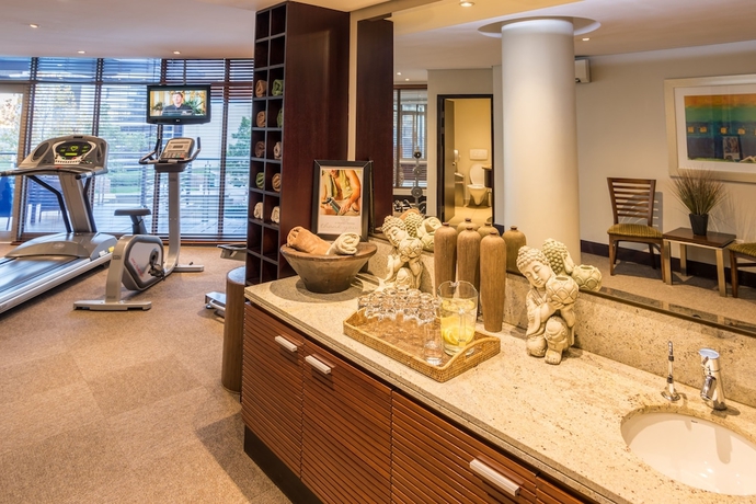 Imagen de los interiores del Hotel City Lodge Lynnwood. Foto 17