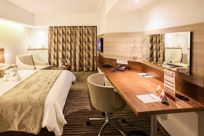 Imagen de la habitación del Hotel City Lodge Pinelands. Foto 16