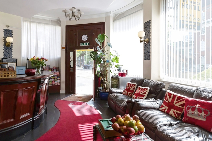 Imagen de los interiores del Hotel City London. Foto 19