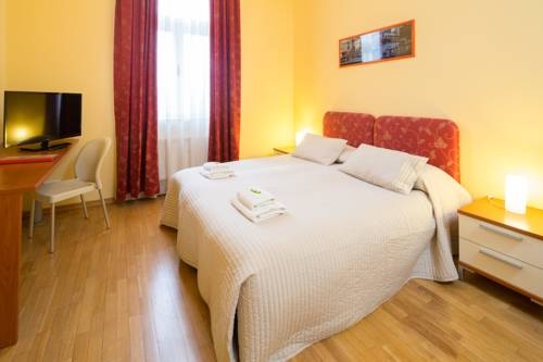 Imagen de la habitación del Hotel City Lounge Hotel. Foto 2