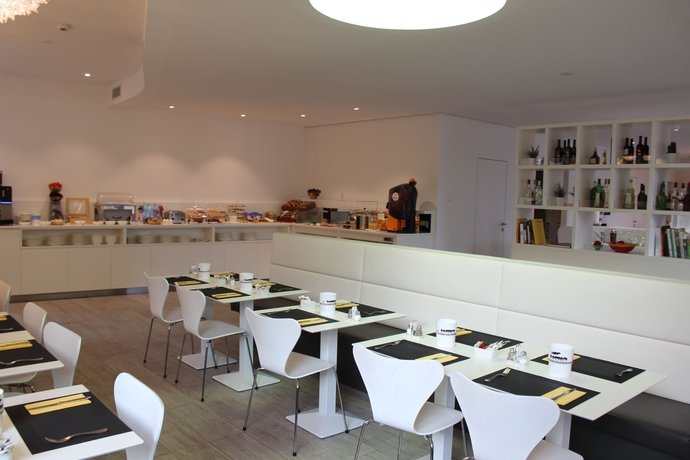 Imagen del bar/restaurante del Hotel City Lugano, Design and Hospitality. Foto 9