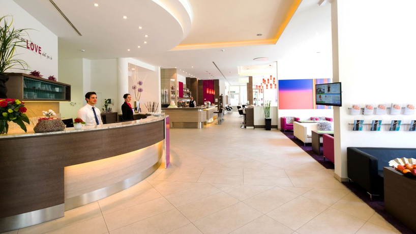 Imagen de los interiores del Hotel City Merano. Foto 15