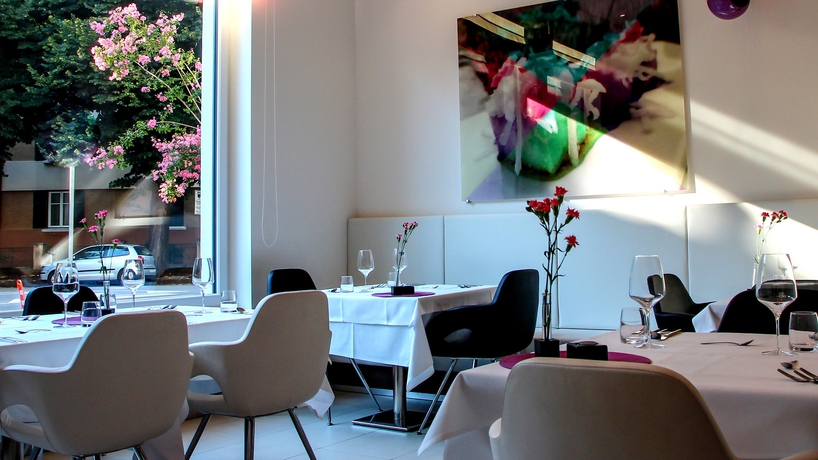 Imagen del bar/restaurante del Hotel City Merano. Foto 10