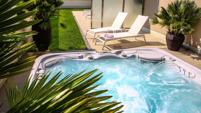 Imagen de los exteriores del Hotel City Merano. Foto 11