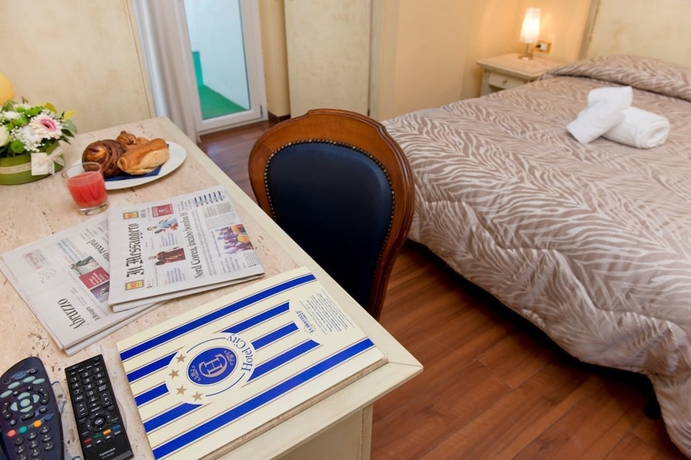 Imagen de la habitación del Hotel City, Montesilvano. Foto 10