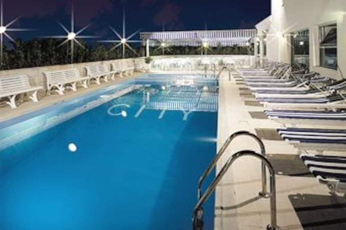 Imagen de la piscina del Hotel City, Montesilvano. Foto 19