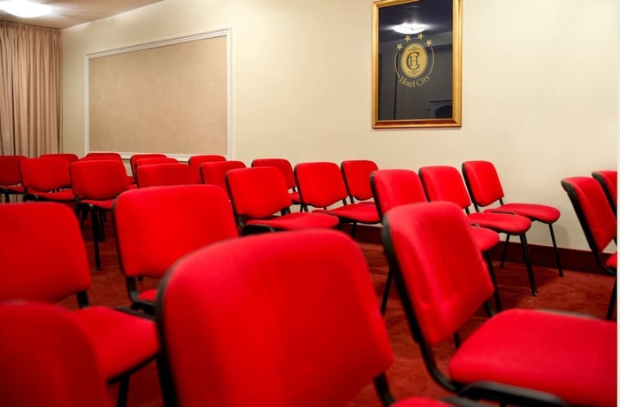 Imagen de los interiores del Hotel City, Montesilvano. Foto 17