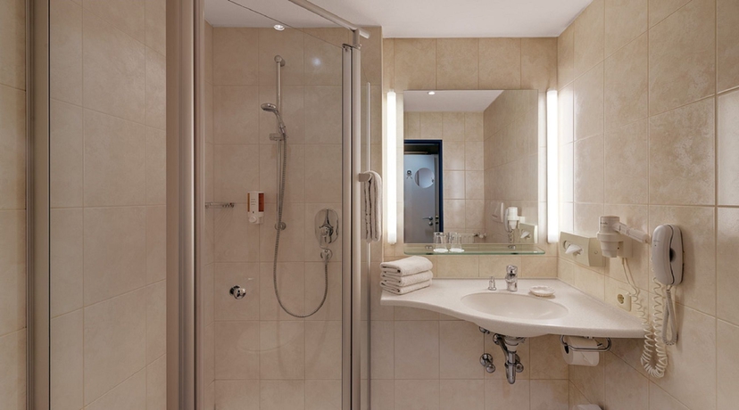 Imagen de la habitación del Hotel City Muenchen. Foto 5