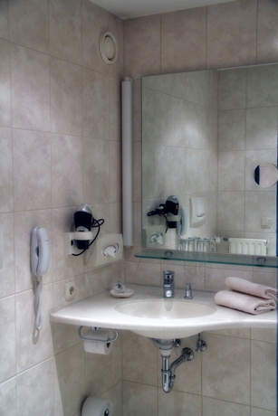 Imagen de la habitación del Hotel City Muenchen. Foto 11