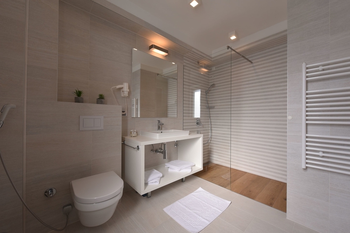 Imagen de la habitación del Hotel City One Diamond. Foto 8