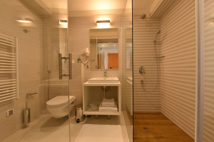 Imagen de la habitación del Hotel City One Diamond. Foto 9