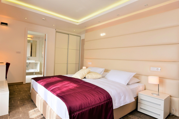 Imagen de la habitación del Hotel City One Diamond. Foto 12