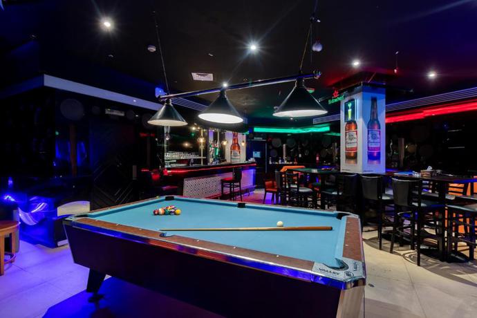 Imagen del bar/restaurante del Hotel City Palace, Bur Dubai. Foto 4