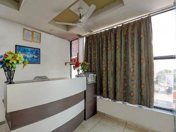 Imagen de los interiores del Hotel City Palace, Dholka. Foto 7