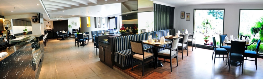 Imagen del bar/restaurante del Hotel City Park, Nueva Delhi. Foto 3