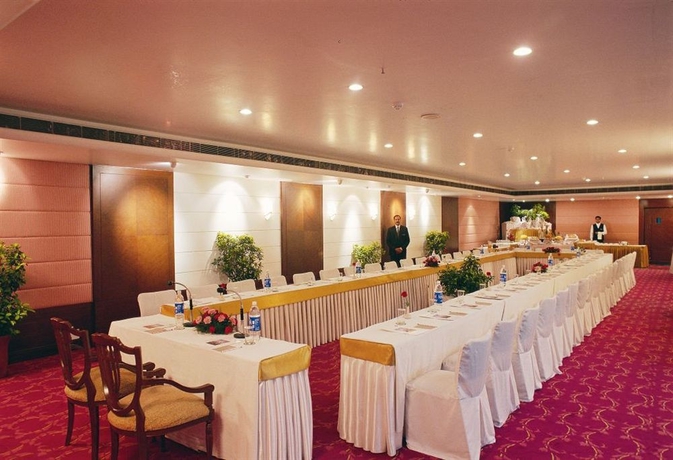 Imagen de los interiores del Hotel City Park, Nueva Delhi. Foto 12