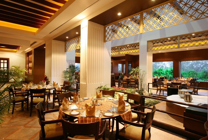 Imagen del bar/restaurante del Hotel City Park, Nueva Delhi. Foto 6
