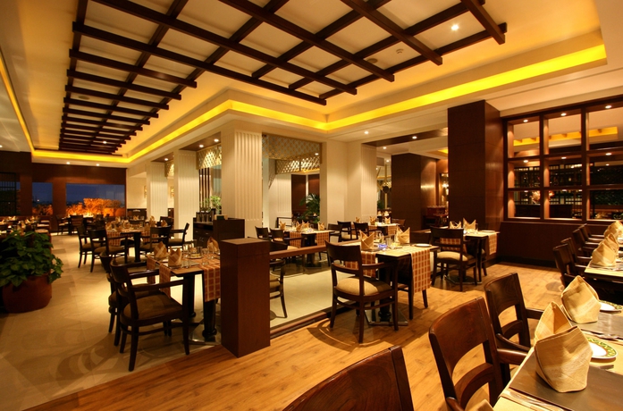 Imagen del bar/restaurante del Hotel City Park, Nueva Delhi. Foto 7