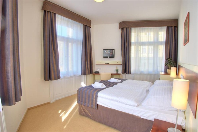 Imagen de la habitación del Hotel City Partner Gloria. Foto 6