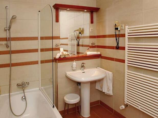 Imagen general del Hotel City Partner Park Pelikan. Foto 1
