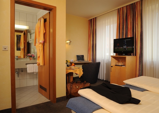 Imagen de la habitación del Hotel City Partner Strauss. Foto 5