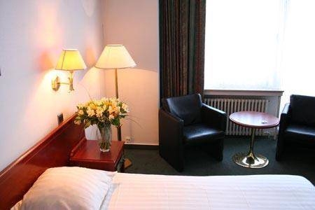 Imagen de los exteriores del Hotel City Partner Ter Streep. Foto 9