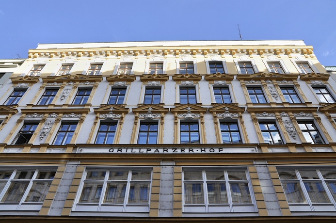 Imagen de los exteriores del Hotel City Pension - Self Check-in. Foto 13