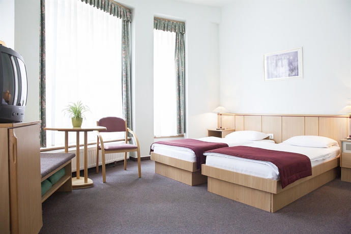 Imagen de la habitación del Hotel City Pilvax. Foto 10