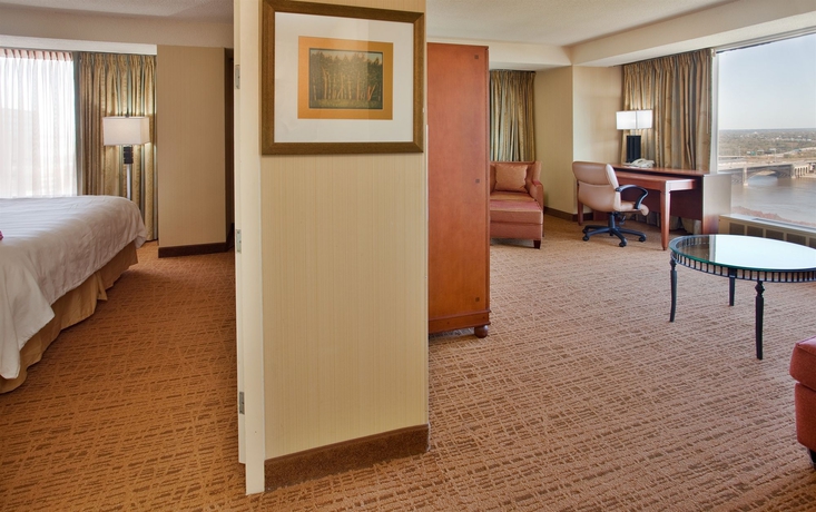 Imagen de los interiores del Hotel City Place St. Louis - Downtown. Foto 14