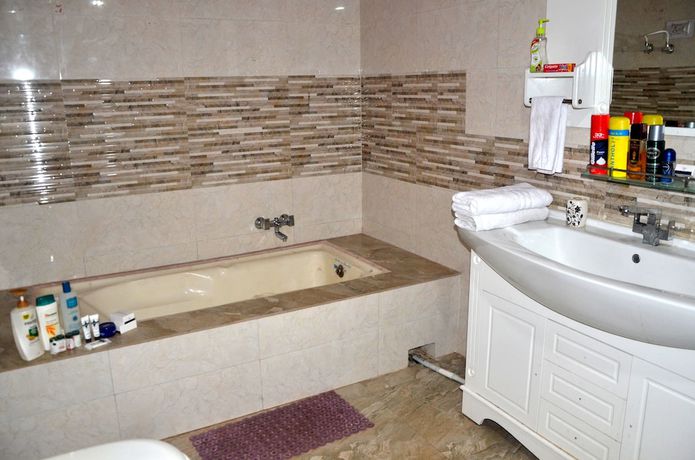 Imagen de la habitación del Hotel City Plaza, Dharamsala. Foto 20