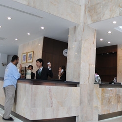 Imagen de los interiores del Hotel City Plaza Nana. Foto 4