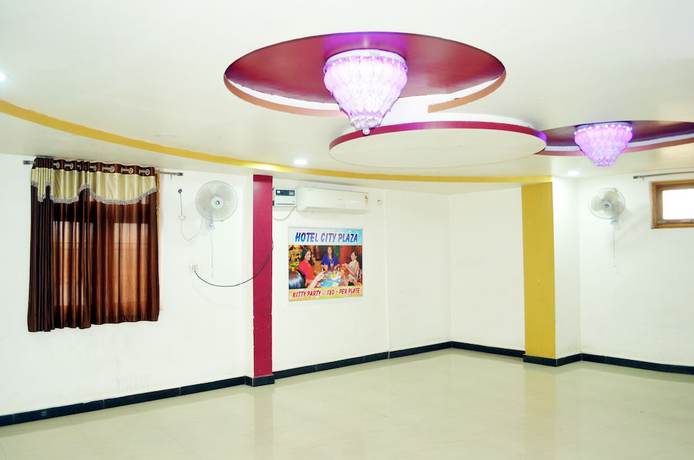Imagen de los interiores del Hotel City Plaza and Restaurant. Foto 12