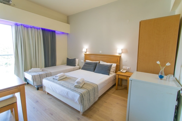 Imagen de la habitación del Hotel City Plus Rhodes. Foto 6