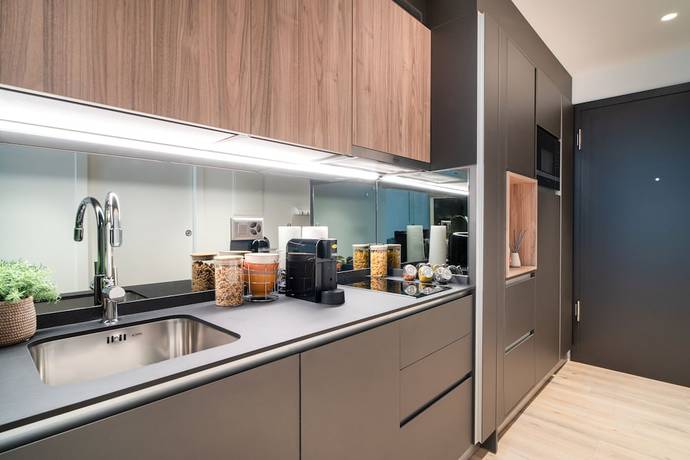 Imagen de la habitación del Hotel City Pop 2Night Geneva &ndash; Self check-in. Foto 7