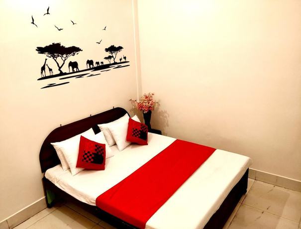 Imagen de la habitación del Hotel City, Prayagraj. Foto 2